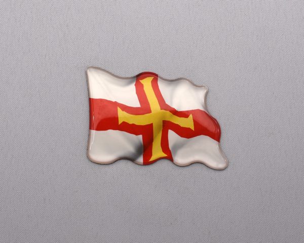 MAGNET GUERNSEY FLAG SHAPED